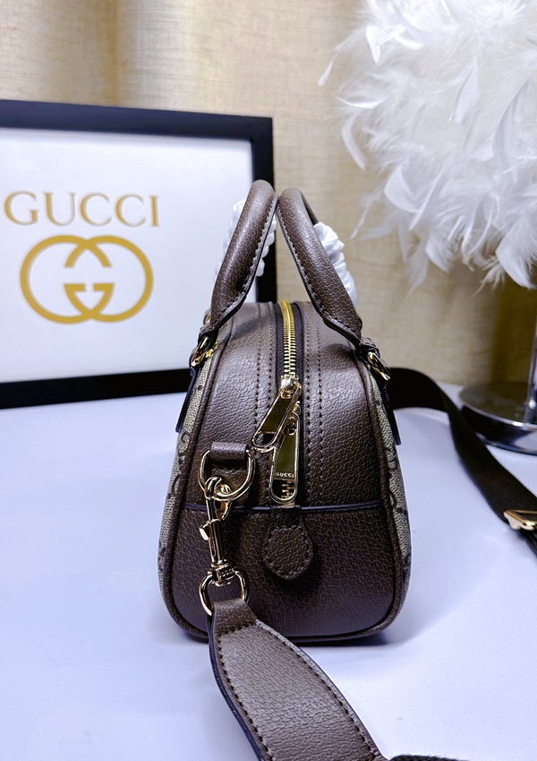 激安グッチバッグコピー角部分ディテール